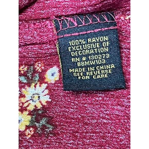 Lee Womens Floral Print Blouse Medium 100%‎ Rayon Burgundy V-Neck Long Sleeve - Picture 3 of 11